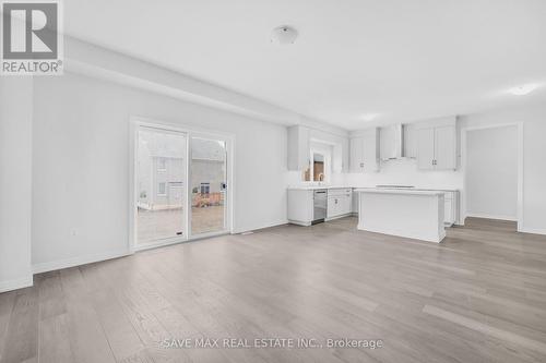 Upper - 115 Hillcrest Road, Port Colborne, ON - Indoor Photo Showing Kitchen