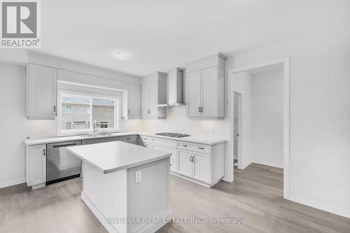 Upper - 115 Hillcrest Road, Port Colborne, ON - Indoor Photo Showing Kitchen With Upgraded Kitchen