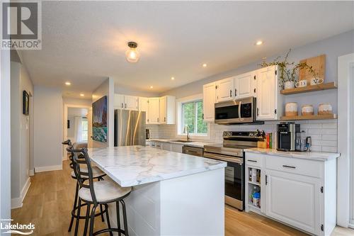 Main floor Kitchen - 185 South Fairy Lake Road, Huntsville, ON - Indoor Photo Showing Kitchen