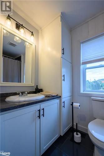 Main floor bathroom - 185 South Fairy Lake Road, Huntsville, ON - Indoor Photo Showing Bathroom