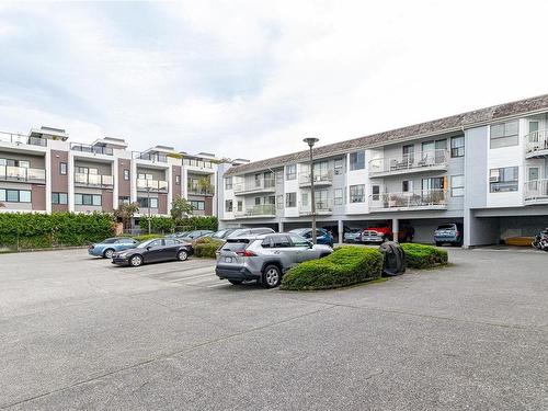 210-2815 Departure Bay Rd, Nanaimo, BC - Outdoor With Balcony With Facade