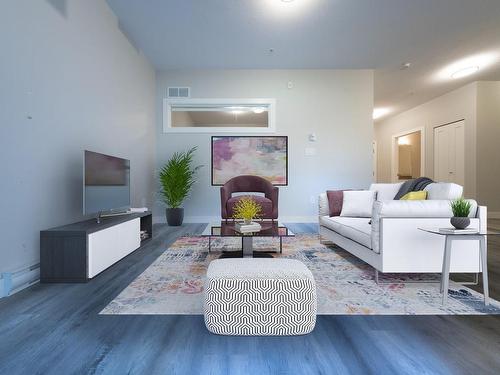 201-20 Barsby Ave, Nanaimo, BC - Indoor Photo Showing Living Room