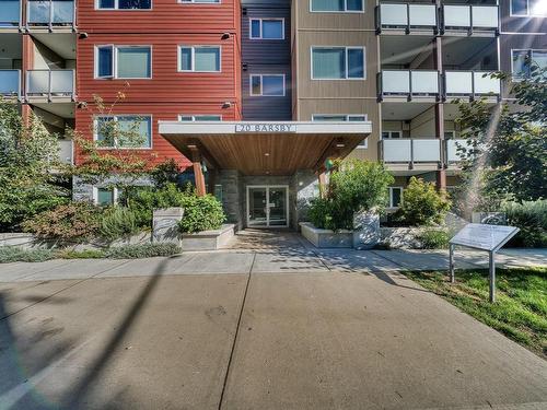 201-20 Barsby Ave, Nanaimo, BC - Outdoor With Facade