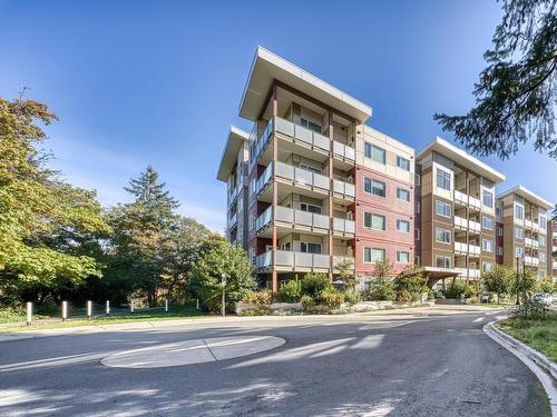 201-20 Barsby Ave, Nanaimo, BC - Outdoor With Facade