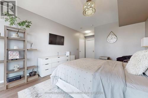 605 - 2910 Highway 7, Vaughan, ON - Indoor Photo Showing Bedroom