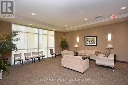 1605 - 335 Rathburn Road W, Mississauga, ON - Indoor