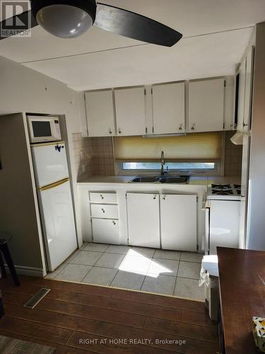 18 - 623 King Avenue E, Clarington (Newcastle), ON - Indoor Photo Showing Kitchen