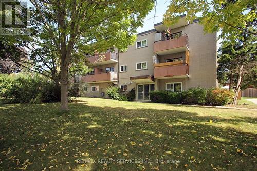 102 Front Street E, Whitby, ON - Outdoor With Balcony