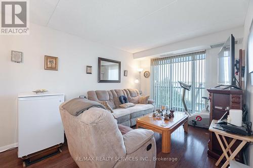 318 - 65 Via Rosedale, Brampton, ON - Indoor Photo Showing Living Room