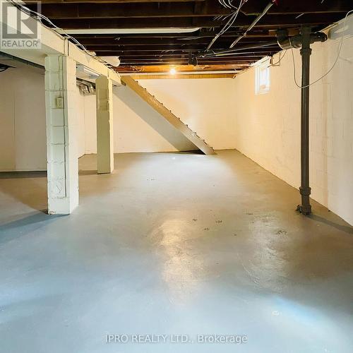 115 Brucedale Avenue E, Hamilton, ON - Indoor Photo Showing Basement