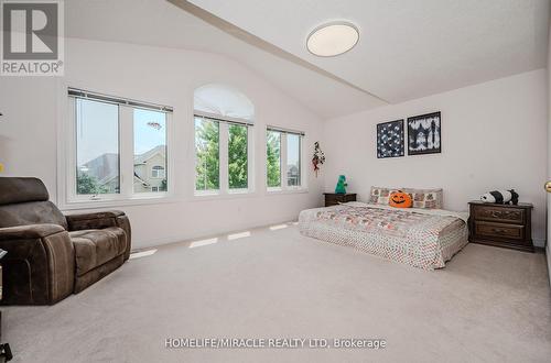 80 Meadowbank Drive, Hamilton, ON - Indoor Photo Showing Bedroom