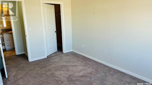 70 5601 Aerodrome Road, Regina, SK - Indoor Photo Showing Other Room