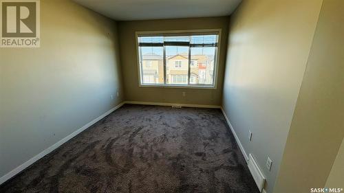 70 5601 Aerodrome Road, Regina, SK - Indoor Photo Showing Other Room