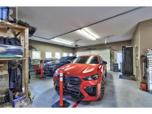 1749 Birkenhead Place, Kamloops, BC - Indoor Photo Showing Garage