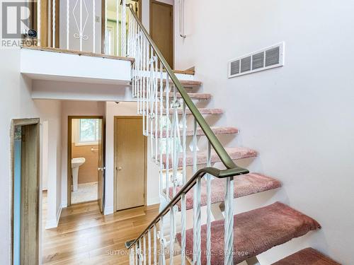 29 Stonegate Road, Toronto, ON - Indoor Photo Showing Other Room