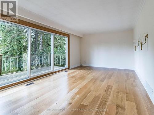 29 Stonegate Road, Toronto, ON - Indoor Photo Showing Other Room