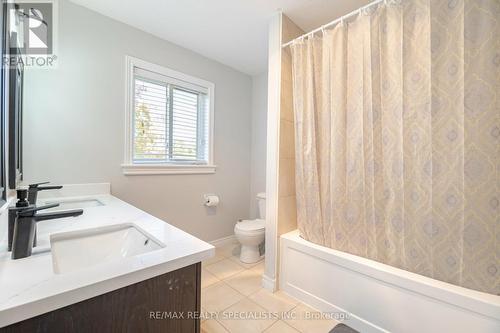 6 - 90 Alderson Drive, Cambridge, ON - Indoor Photo Showing Bathroom