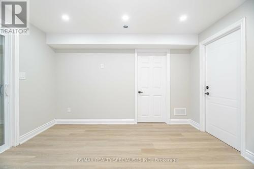 6 - 90 Alderson Drive, Cambridge, ON - Indoor Photo Showing Other Room