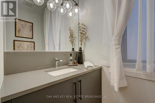 3520 Grand Oak Crossing E, London, ON - Indoor Photo Showing Bathroom