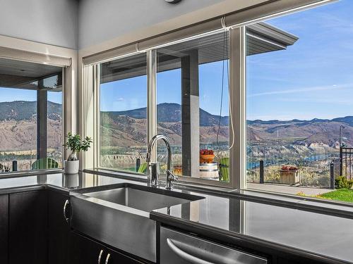 1749 Birkenhead Place, Kamloops, BC - Indoor Photo Showing Kitchen With Double Sink