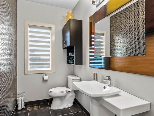 1749 Birkenhead Place, Kamloops, BC - Indoor Photo Showing Bathroom