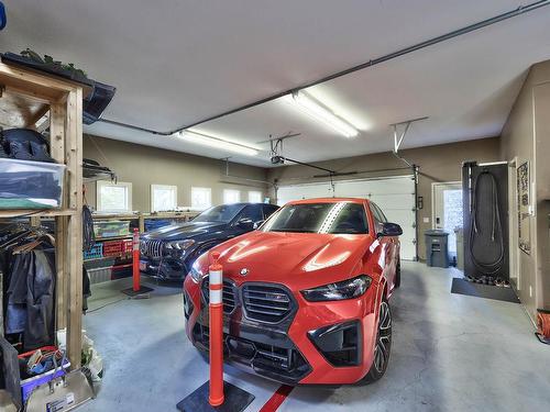 1749 Birkenhead Place, Kamloops, BC - Indoor Photo Showing Garage