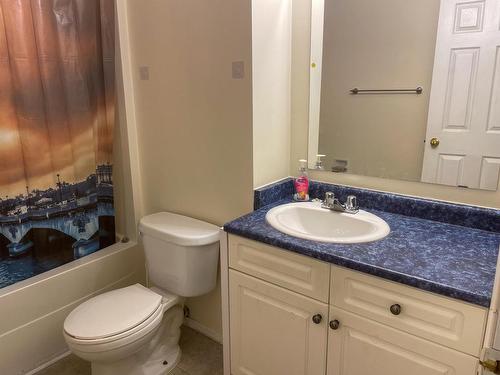 1851 Menzies Street, Merritt, BC - Indoor Photo Showing Bathroom