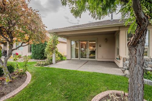 72-3333 South Main Street, Penticton, BC - Outdoor