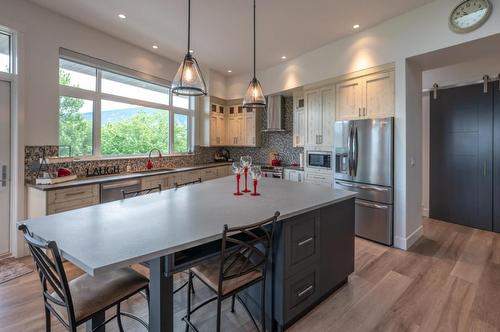 201-88 Lakeshore Drive, Penticton, BC - Indoor