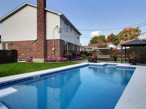 Piscine - 3930 Place Miron, Brossard, QC - Outdoor With In Ground Pool With Backyard