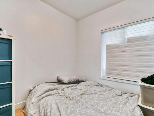 Bedroom - 8360 Rue St-Jacques, Mirabel, QC - Indoor Photo Showing Bedroom