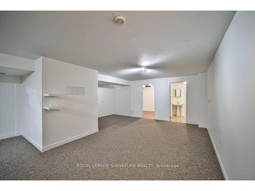 3875 Skyview St, Mississauga, ON - Indoor Photo Showing Other Room