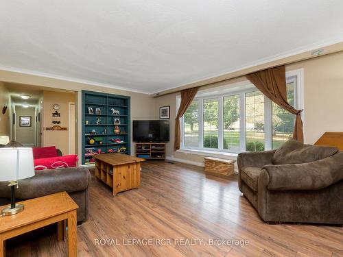 953371 7Th Line, Mono, ON - Indoor Photo Showing Living Room