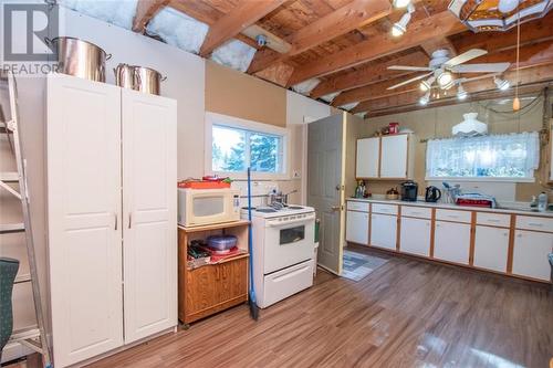 1298 Route 955, Murray Corner, NB - Indoor Photo Showing Kitchen