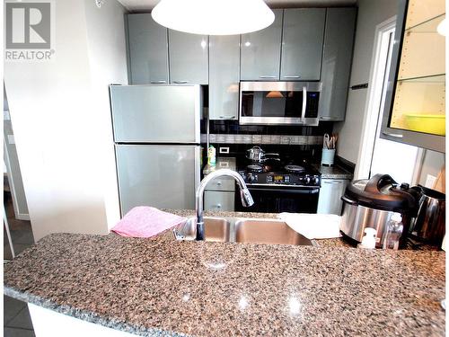 1068 Hornby Street, Vancouver, BC - Indoor Photo Showing Kitchen With Double Sink