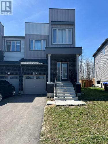 255 Atkinson Street, Clearview, ON - Outdoor