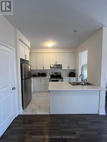 255 Atkinson Street, Clearview, ON - Indoor Photo Showing Kitchen