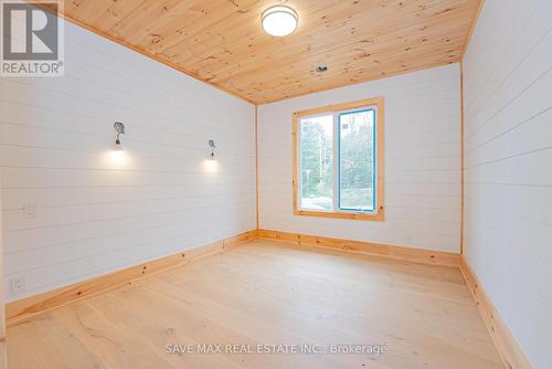 120 Mckague Road, Lions Head Road, Northern Bruce Peninsula, ON - Indoor Photo Showing Other Room