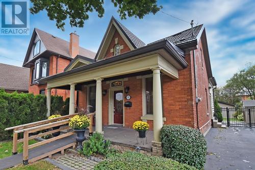 152 Homewood Avenue, Hamilton, ON - Outdoor With Deck Patio Veranda