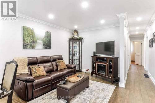 Main - 15 Northwood Drive, Brampton, ON - Indoor Photo Showing Living Room