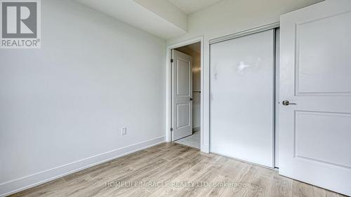 801 - 202 Burnhamthorpe Road E, Mississauga, ON - Indoor Photo Showing Other Room