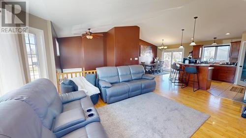 11416 103 Street, Fort St. John, BC - Indoor Photo Showing Living Room