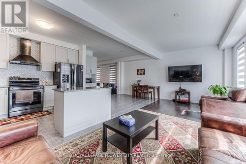 51 Beauchamp Drive, Cambridge, ON - Indoor Photo Showing Living Room