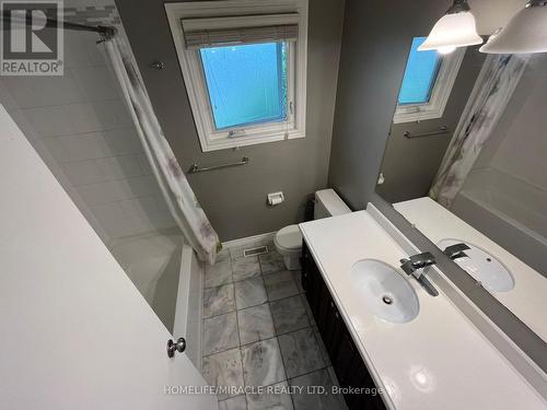 26 Caldwell Crescent, Brampton, ON - Indoor Photo Showing Bathroom