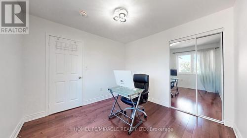 93 Narrow Valley Crescent, Brampton, ON - Indoor