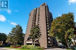 71 SOMERSET STREET UNIT#1201  Ottawa, ON K2P 2G2