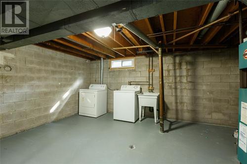 834 Exmouth Street Unit# 21, Sarnia, ON - Indoor Photo Showing Laundry Room