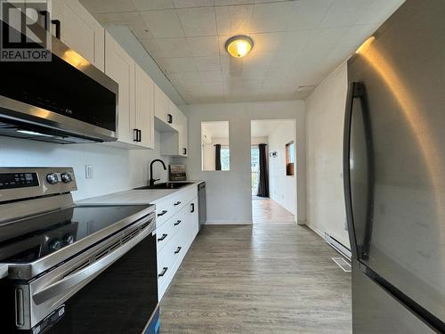 1074 E 7Th Avenue, Prince Rupert, BC - Indoor Photo Showing Kitchen