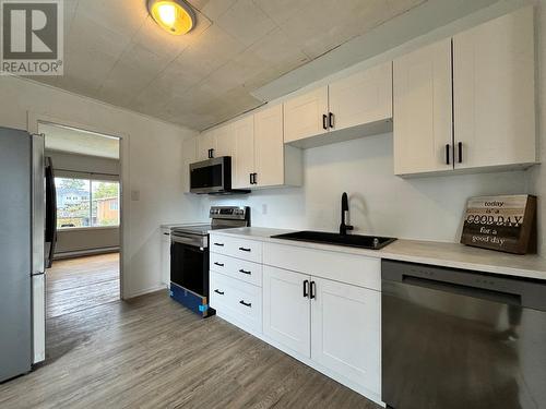 1074 E 7Th Avenue, Prince Rupert, BC - Indoor Photo Showing Kitchen