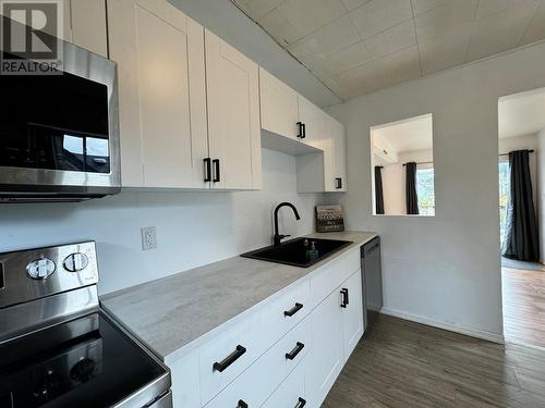 1074 E 7Th Avenue, Prince Rupert, BC - Indoor Photo Showing Kitchen